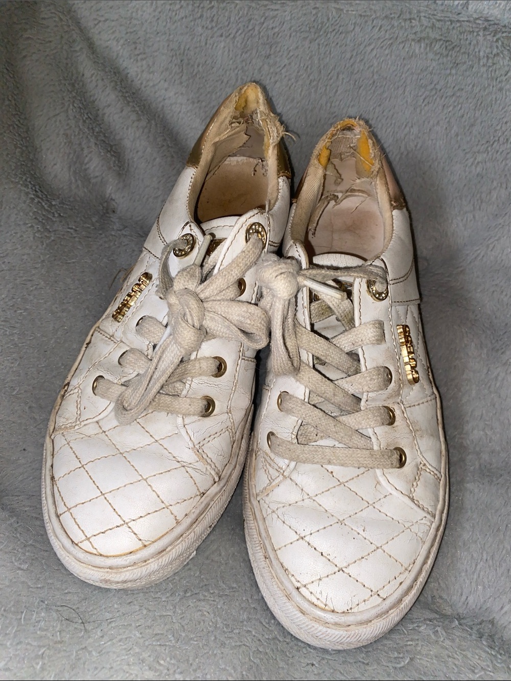 WELL USED GUESS Sneakers